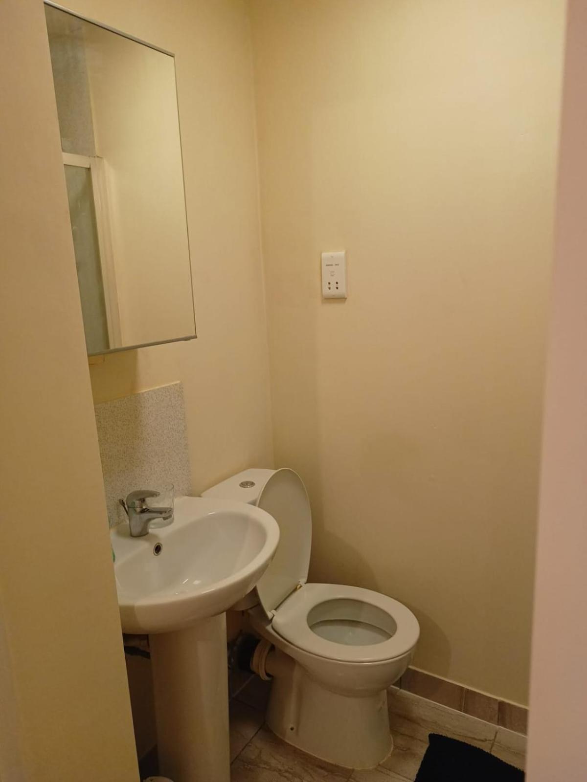 Hotel Aster House Milton  Esterno foto